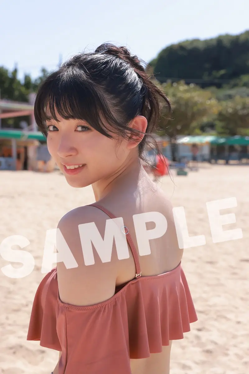 進藤あまねさん1st写真集『翠～Midori～』より8