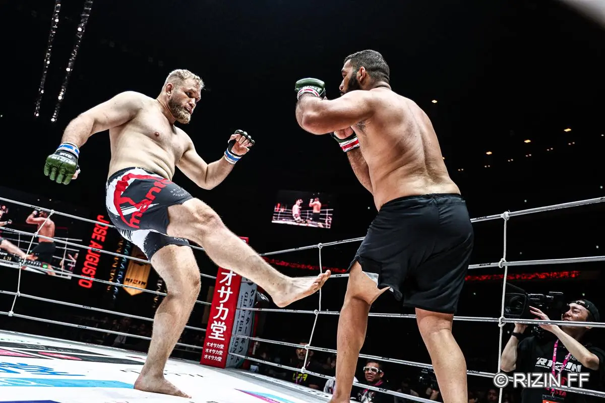 ヘビー級トーナメント2回戦 ジョゼ・アウグスト vs. マレク・サモチュク1