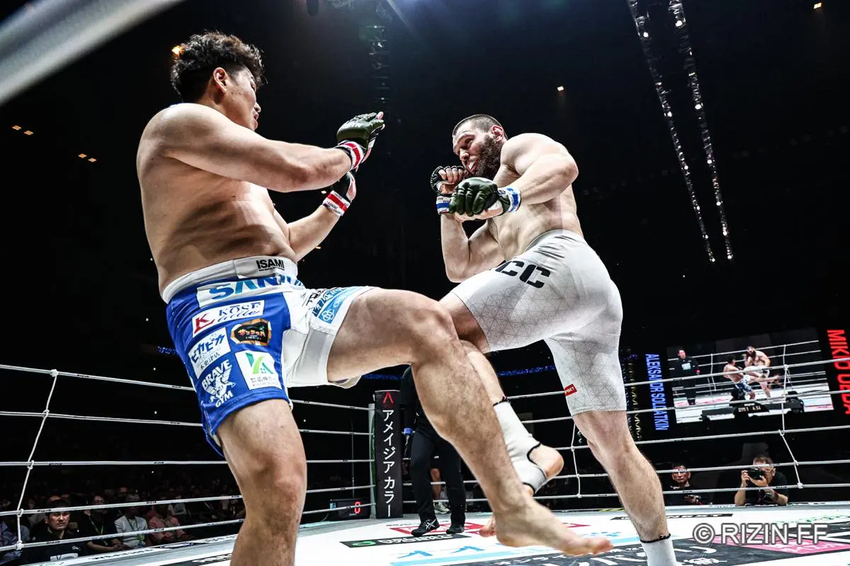 ヘビー級トーナメント2回戦 上田幹雄 vs. アレクサンダー・ソルダトキン1