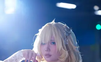 オールナイトでコスプレ撮影! イベント「Ultra acosta!2025」に2万人が熱狂