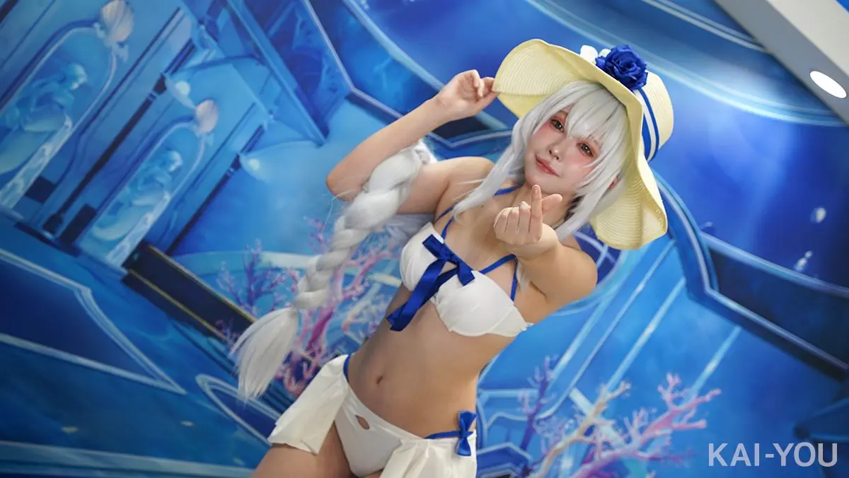 「コミックマーケット105（C105）」のコスプレイヤー_15