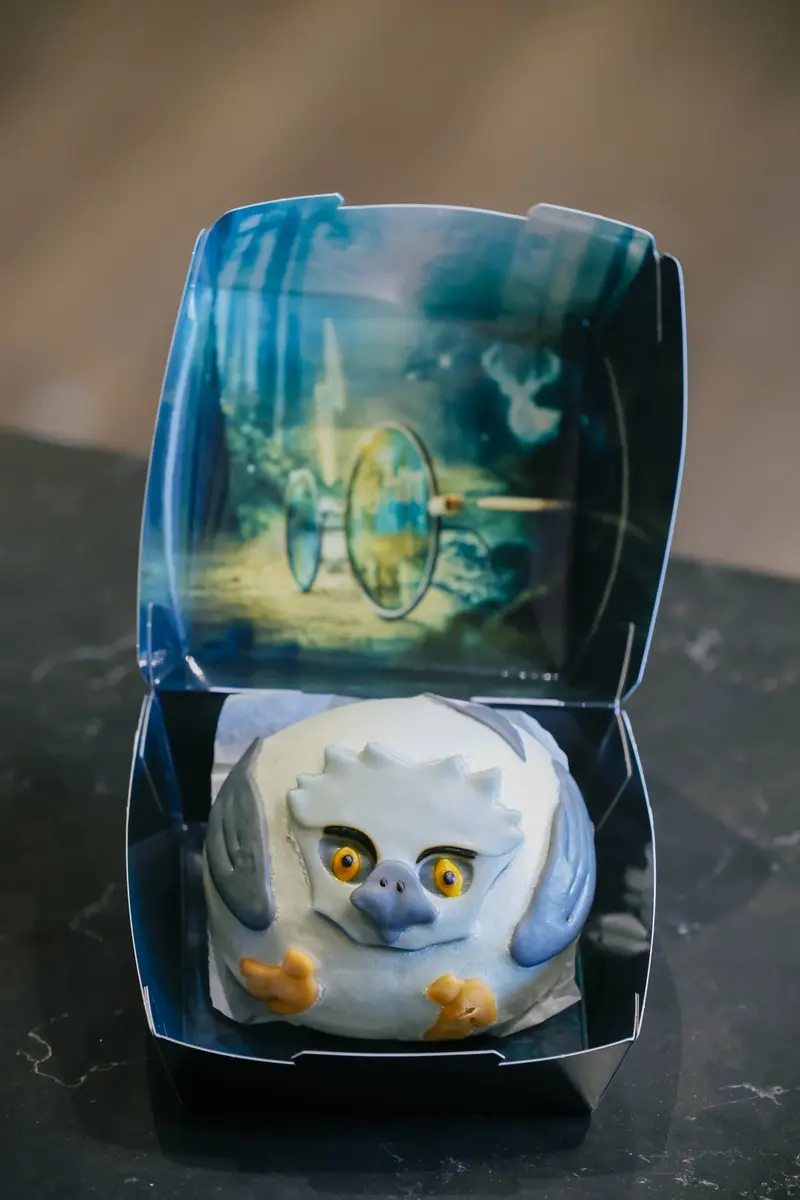 ヒッポグリフのバックビークがモチーフのピザまん