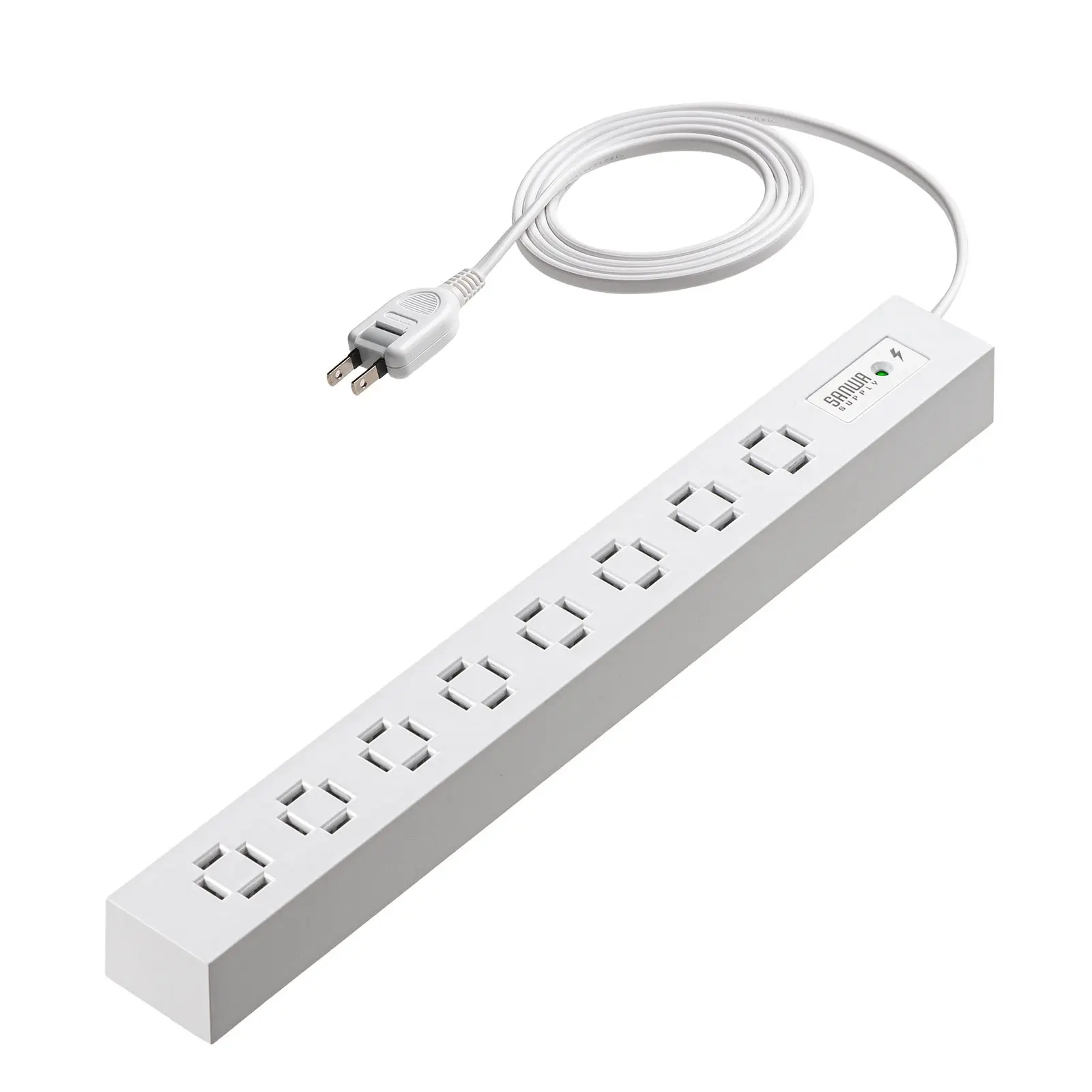 差込口が縦横無尽な電源タップが革命的　アダプタの干渉に悩む日々よさらば