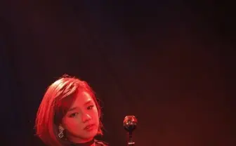 篠崎愛、25歳の生誕ワンマンでリリース発表! 女性の持つ多面性を表現