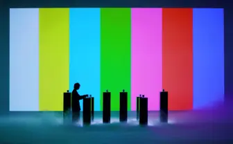 落合陽一、TDKとメディアアートを開発 ウォーホルから着想