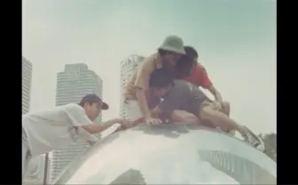 ネバヤン新曲「うつらない」MV公開 監督は気鋭の写真家 奥山由之