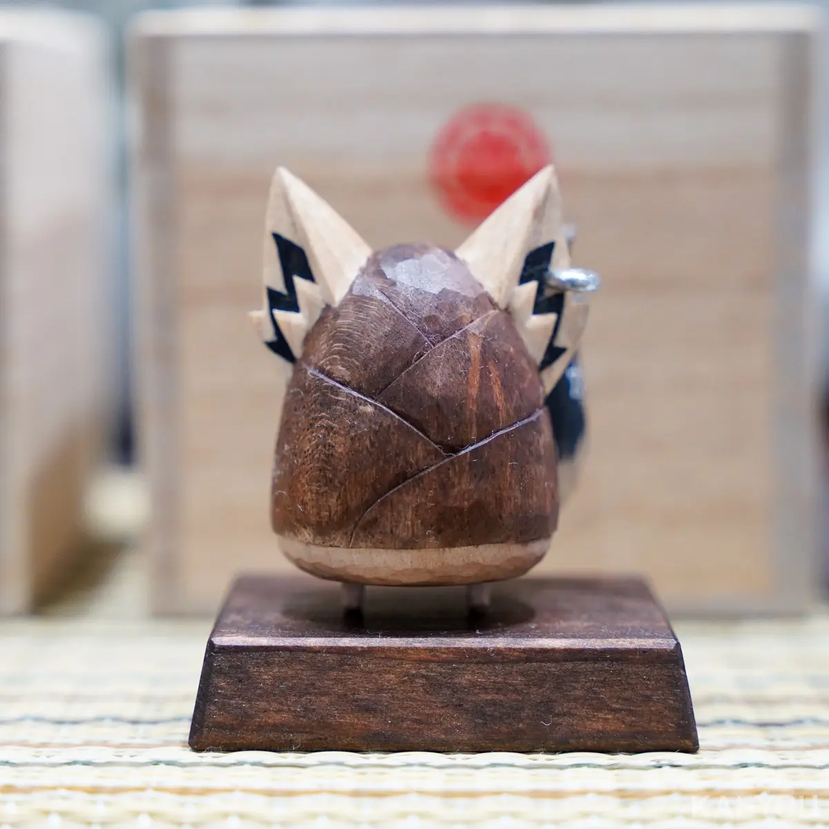 白上フブキ「おるやんけ」木彫りミニ置物
