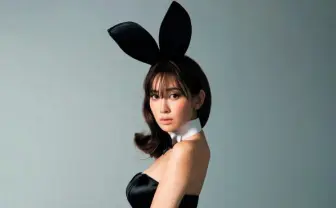 似合う、似合いすぎる 小嶋陽菜のバニーガール姿から目が離せない