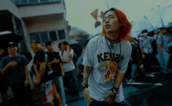 ラッパーrirugiliyangugili、同性愛者を侮辱する迷惑集団に突撃してMV撮影を敢行