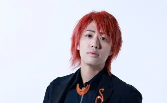 東海オンエアてつや、憧れのデカレッドに変身　戦隊キャストや監督とも対談