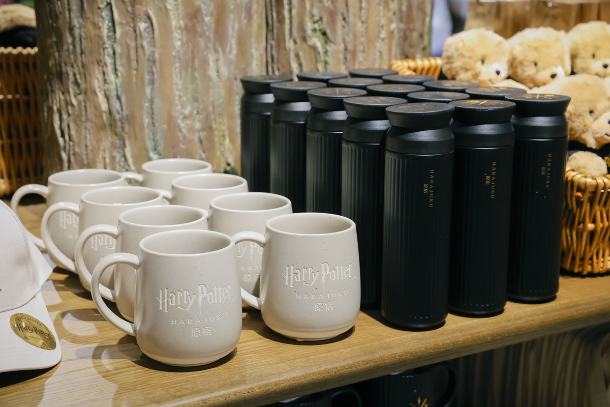 ブラックカラーでスタイリッシュなトラベルボトル