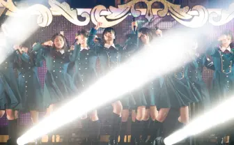 欅坂46「1周年ライブ」レポート 残酷なループに立ち向かい、全身で叫ぶ少女たち