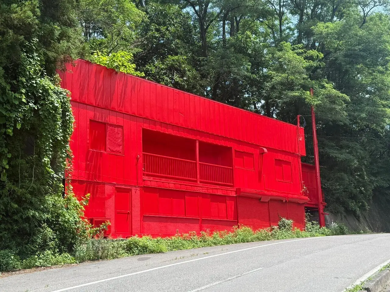 謎の悪夢体験施設「REDBOX」が話題に　私の住居と主張する人物「池野実」も現る