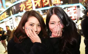 新年の無法地帯 渋谷で美女たちに「何回ナンパされたか」聞いてみた