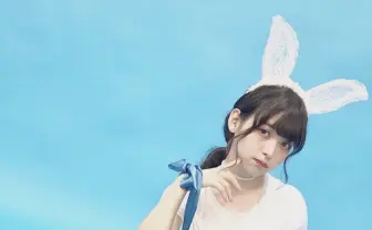 上坂すみれ、純白のウサギ姿に「月から降りてきたのでしょうか?」の声