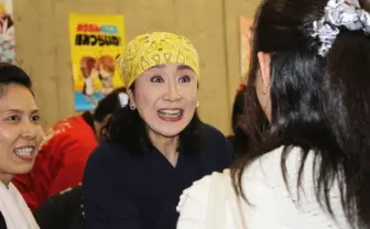 行列すぎて先が見えねえ…! コミケ降臨のラスボス・小林幸子ブースに並んでみた