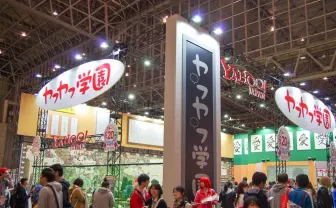 なぜヤフーはインターネット歴史テストをつくったのか？ 超会議では巨大壁画