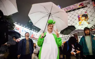 【街頭レポート】渋谷のハロウィン、なぜ外国人が集まる?