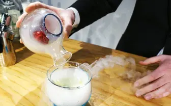 食べる、溶ける、燃える! 会員制創作カクテルバー「CRAFT COCKTAIL」に突撃