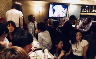 日本初「エロい話ができる会員制バー」誕生