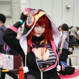 ぶいすぽっ！猫汰つなのコスプレがキュート　こだわりはしっぽと谷間