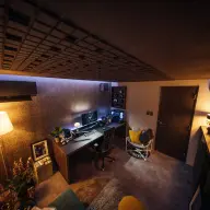 高密度の遮音層を持つ防音素材を使用