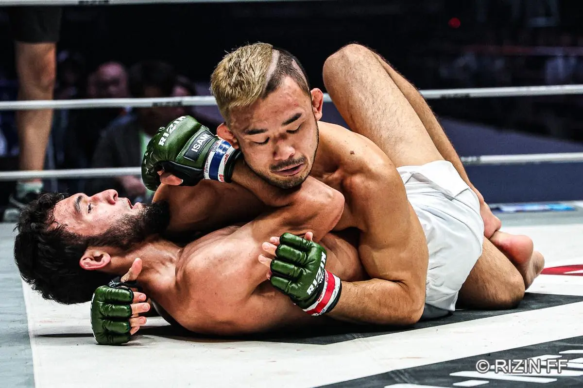 フライ級トーナメント2回戦 扇久保博正 vs. アリベク・ガジャマトフ