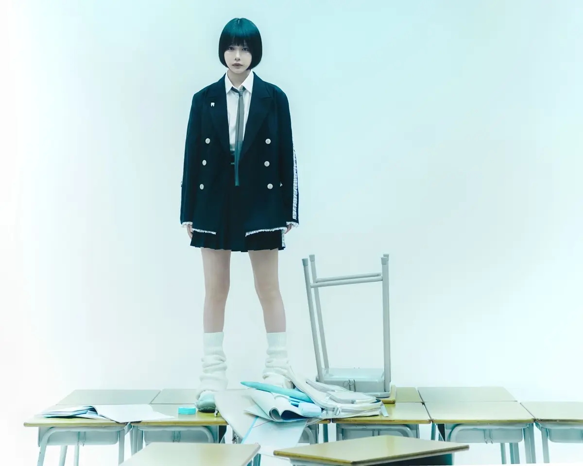 あのちゃん、初のアパレル「HELL BLAU」発表　第1弾は嫌いだった“学校”がコンセプト