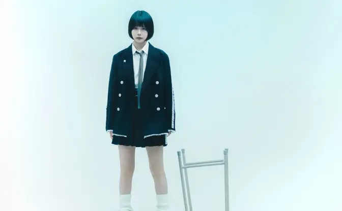 あのちゃん、初のアパレル「HELL BLAU」発表　第1弾は嫌いだった“学校”がコンセプト