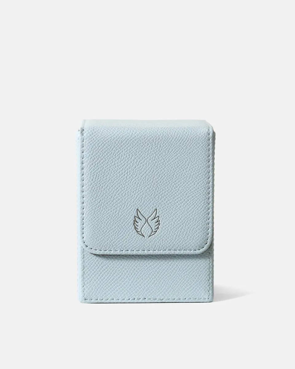 リゼ・ヘルエスタさんがプロデュースしたデッキケース（税込4400円）