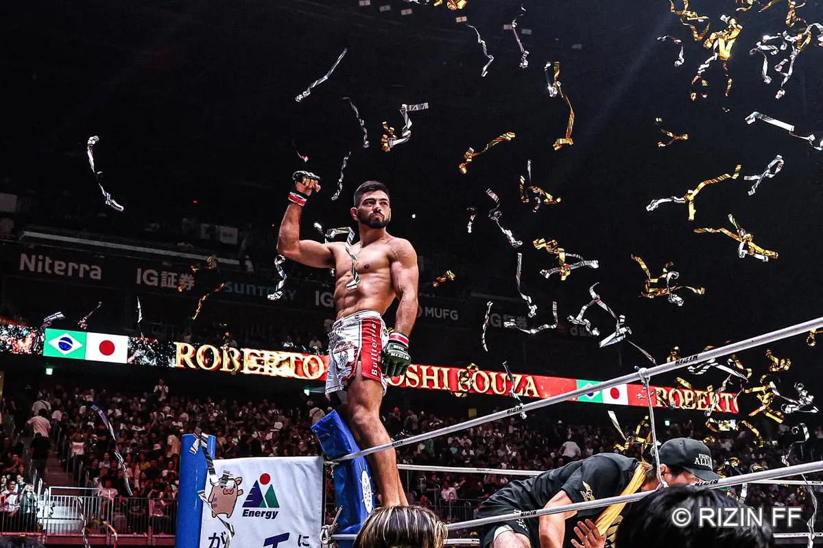 ライト級タイトルマッチ ホベルト・サトシ・ソウザ vs. 堀江圭功3