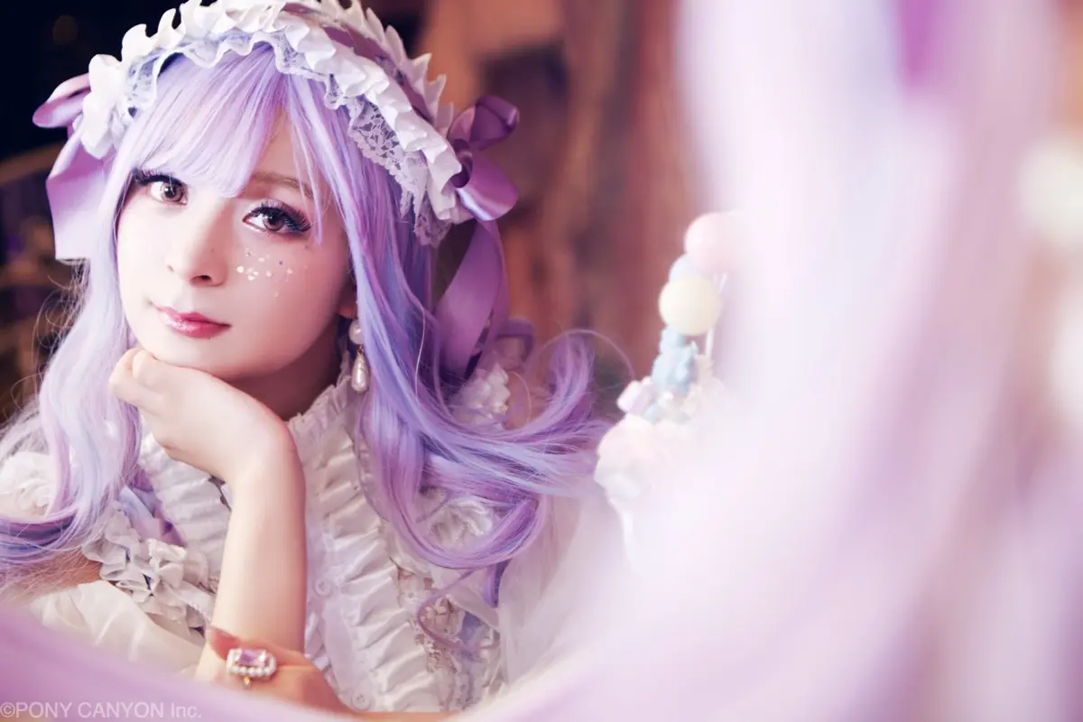 MARiAさんの写真集『DOLL』1