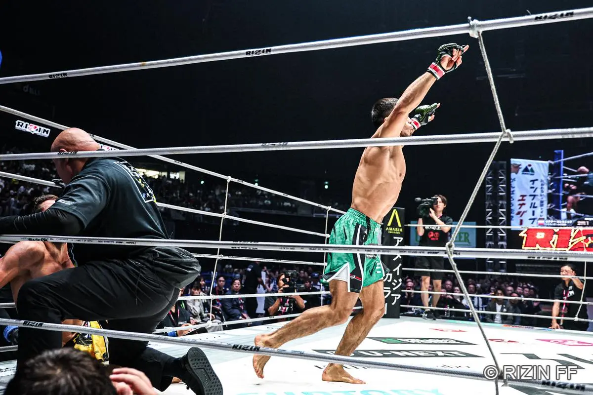 フェザー級タイトルマッチ ラジャブアリ・シェイドゥラエフ vs. ビクター・コレスニック2