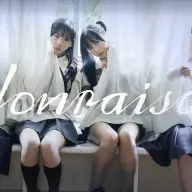 架空のアイドル・ノンレゾン（左からヒナタさん、ケイさん、アキラさん、アリスさん）