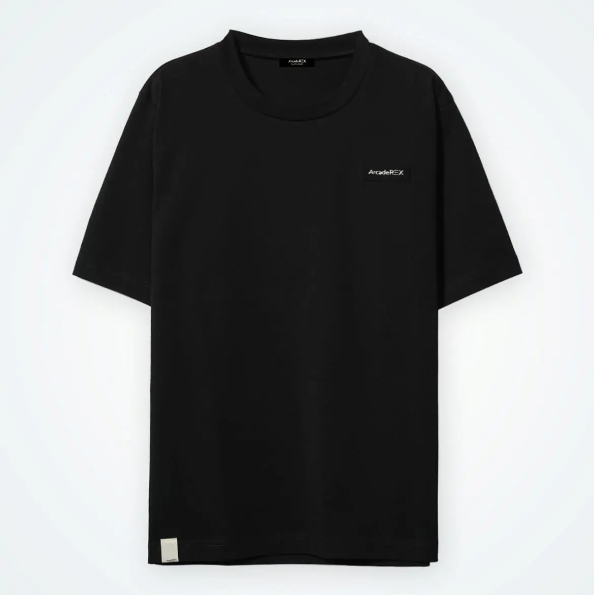 スモールボックスロゴ ショートスリーブTシャツ：¥6,600（税込）