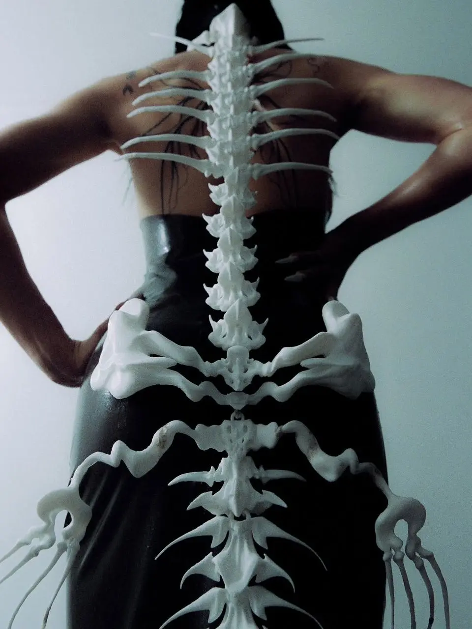 「Biomechanical Siren Skeleton」