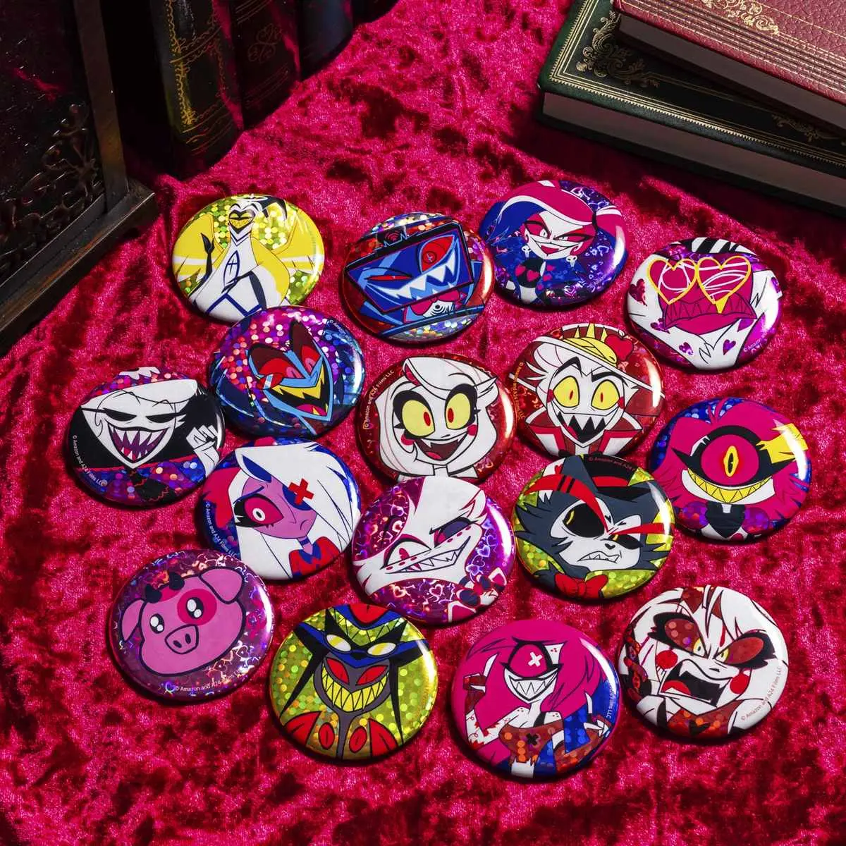 トレーディングホログラム缶バッジinカプセル（全16種）