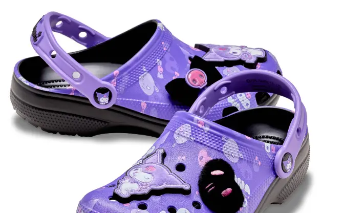 クロミ×Crocsコラボアイテム発売　細部までクロミづくしの一足