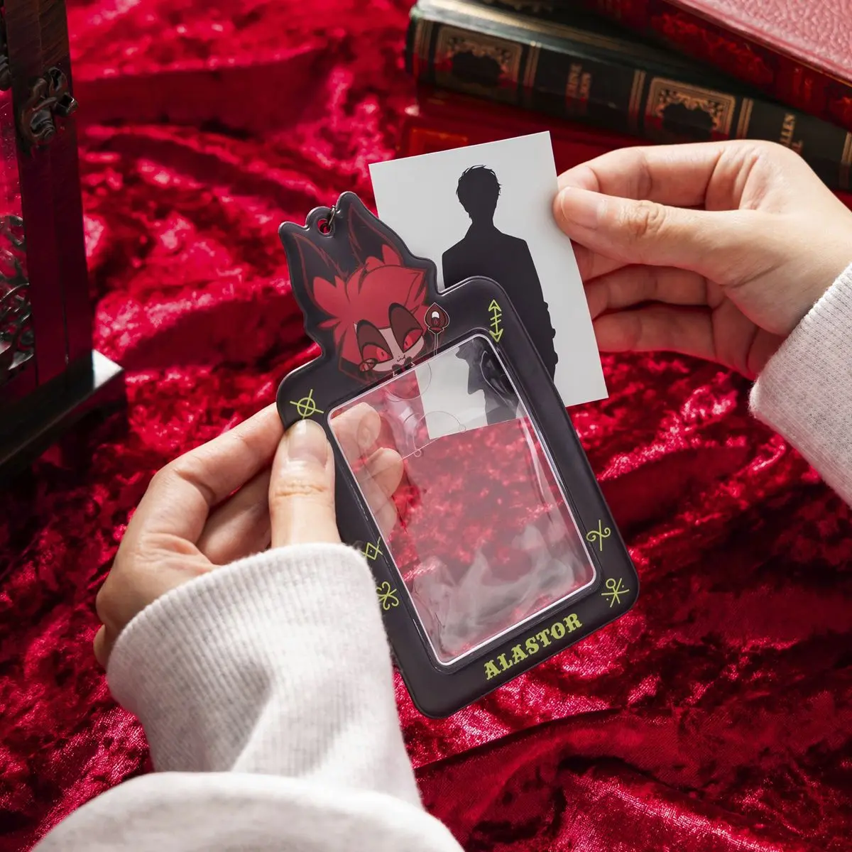 トレーディングカードホルダー