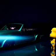 車を降ろされても、引き下がり続けるピーナッツくん／画像はピーナッツくん公式Xから