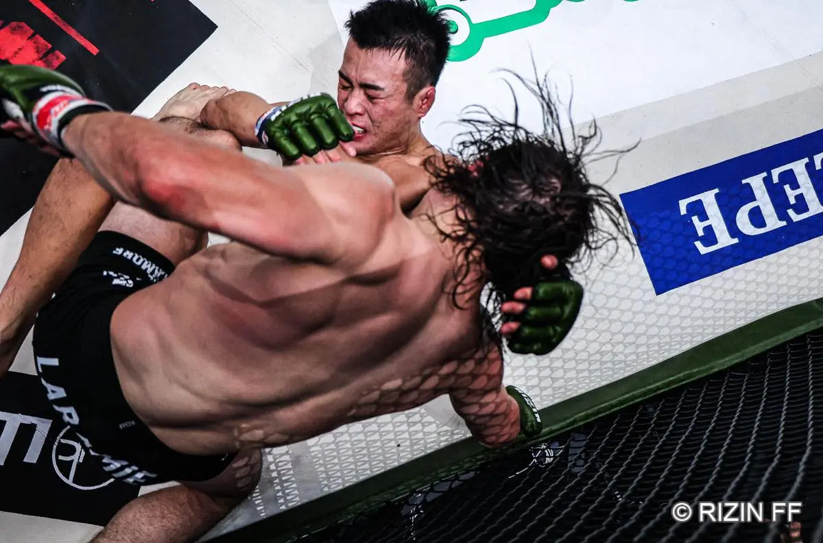 トニー・ララミー vs. 山内渉3