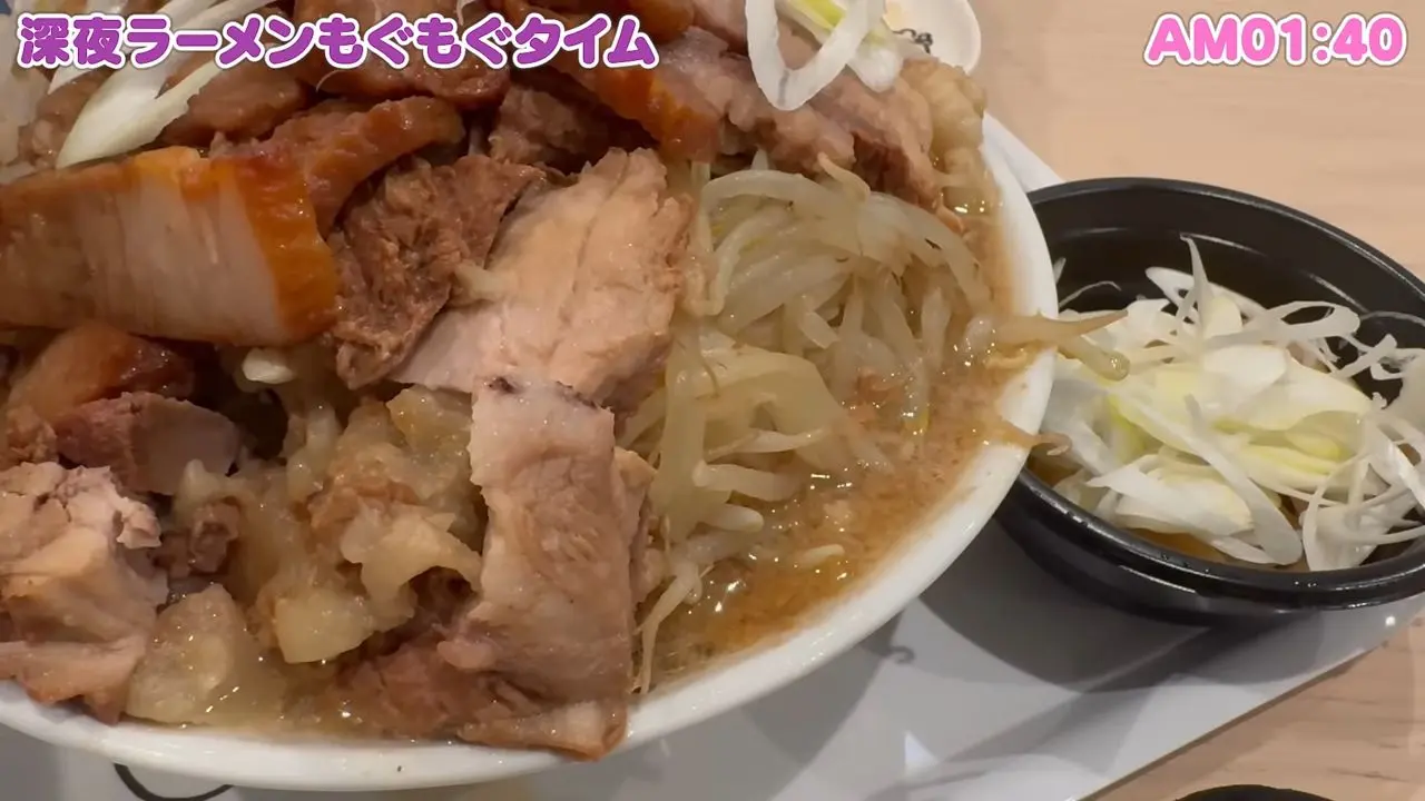 きぜつちゃん初投稿動画「深夜に持ち帰り二郎系」