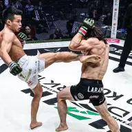 トニー・ララミー vs. 山内渉1