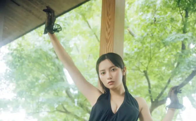 桃月なしこ、グラビアムック『BLT MONSTER』に初登場　アザーカット公開