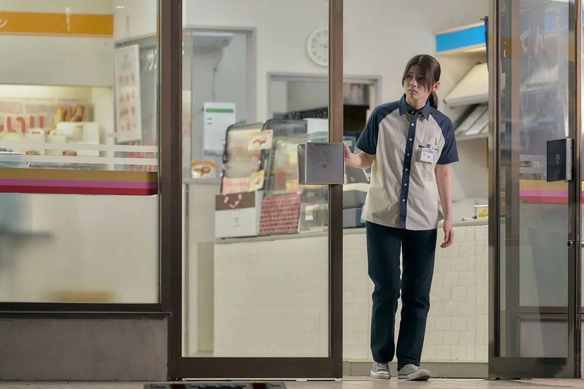 映画『夜勤事件』場面カット3