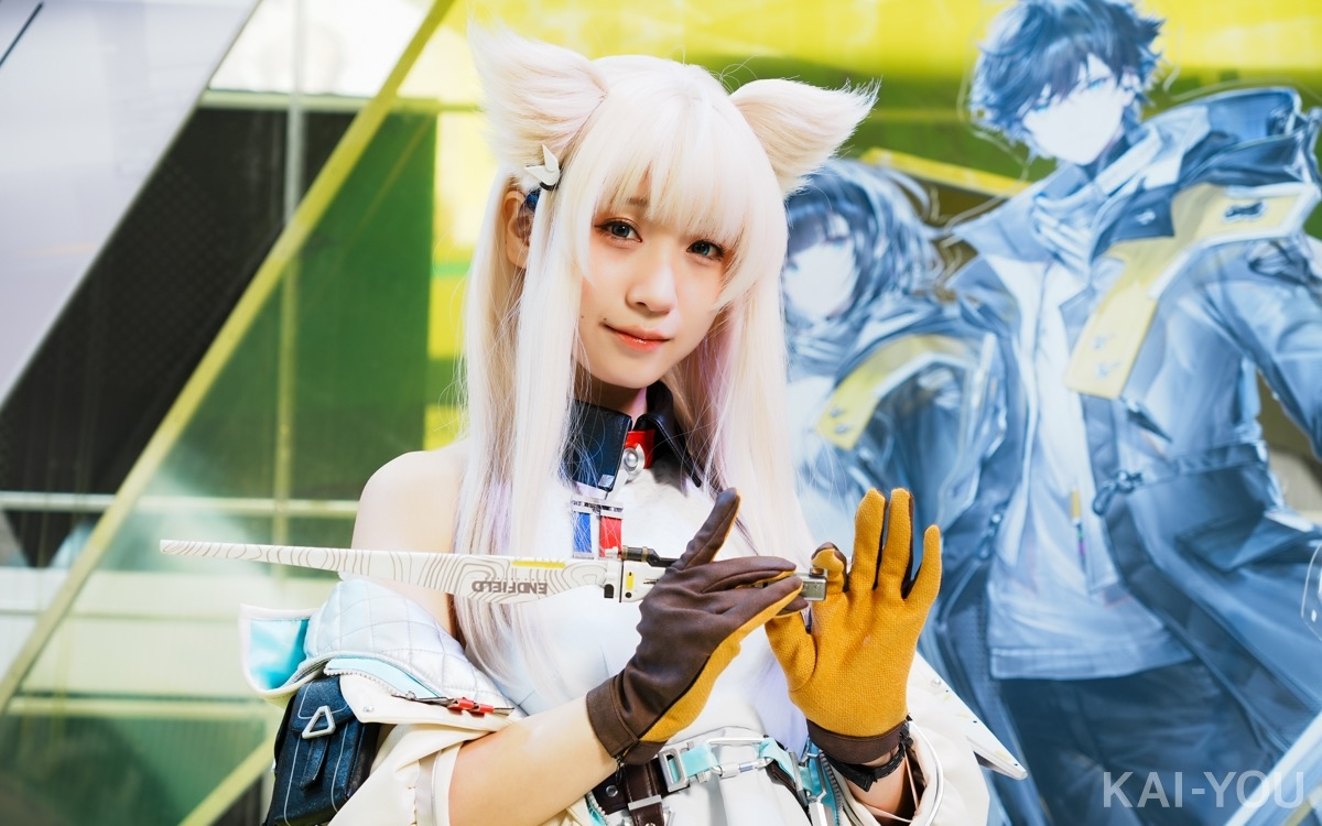 【C107】コミケのコスプレイヤーに会わずして年は越せない！ 『NIKKE』『ブラウンダスト2』など集結