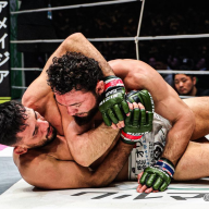 クレベル・コイケ◯ vs. ✕ヴガール・ケラモフ