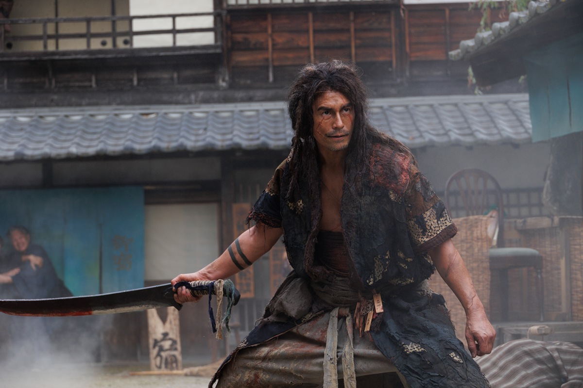 貫地谷無骨(かんじや ぶこつ):伊藤英明