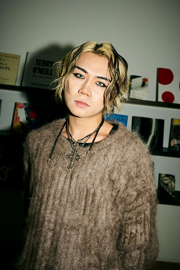 (sic)boy