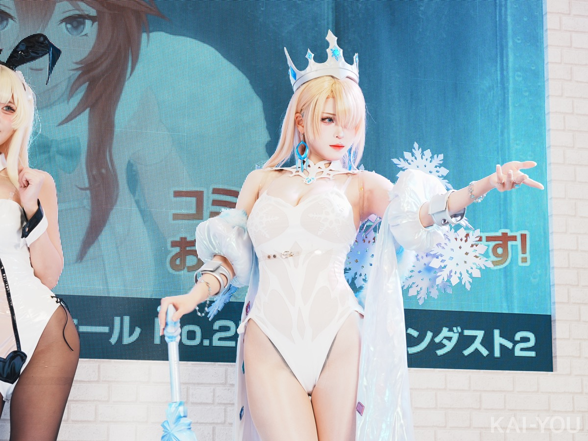 「コミックマーケット107」コスプレイヤー28